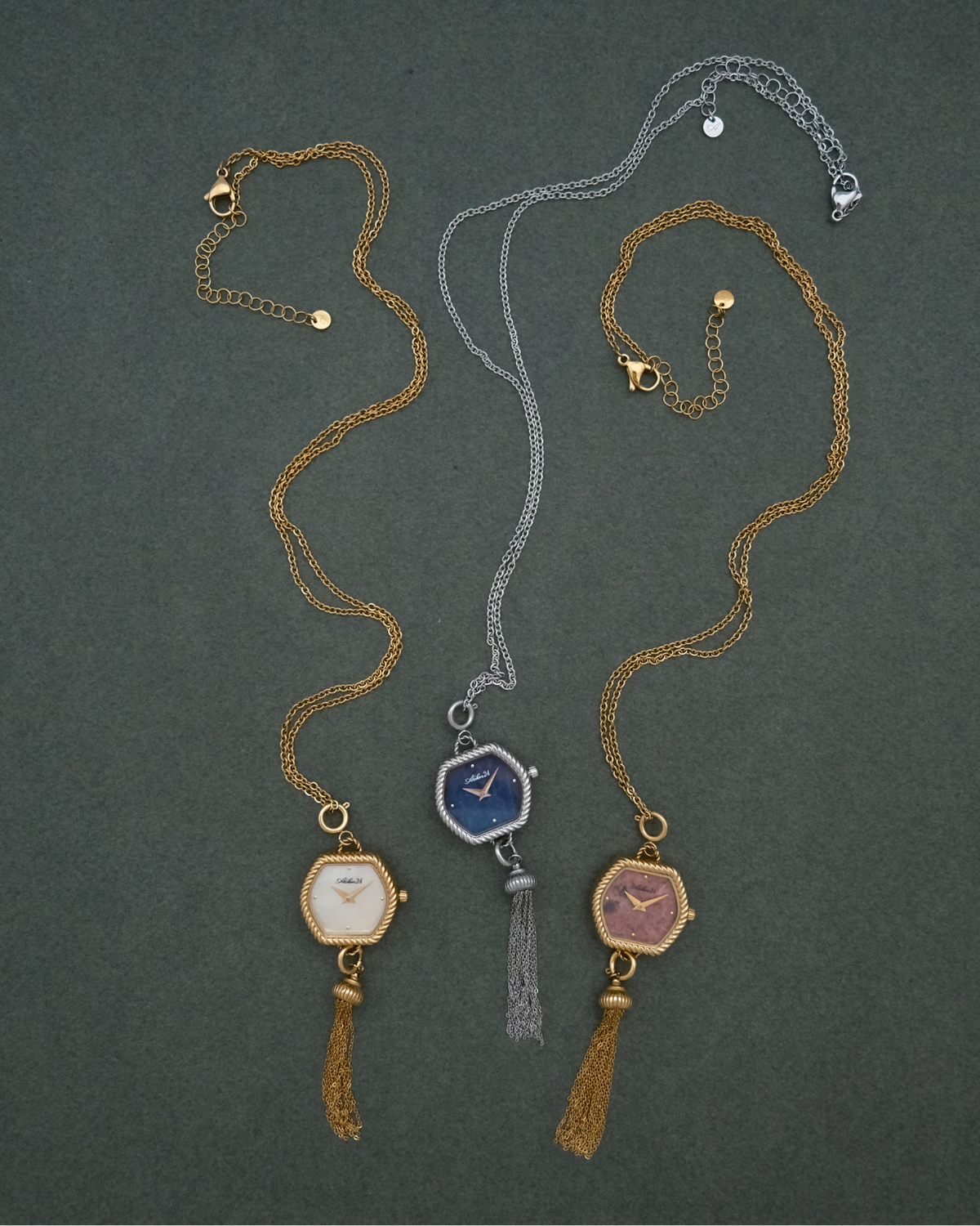 Pendant in Mother of Pearl