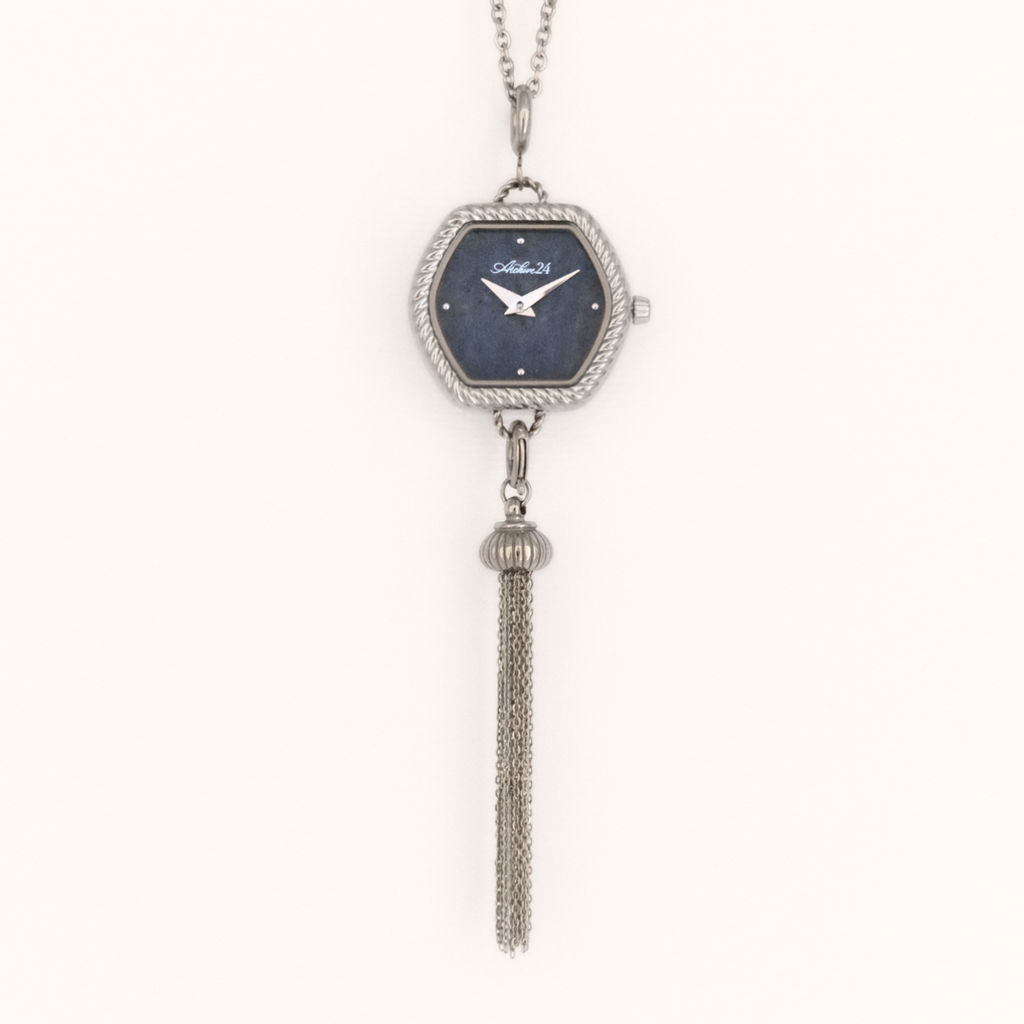 Pendant in Blue Sodalite